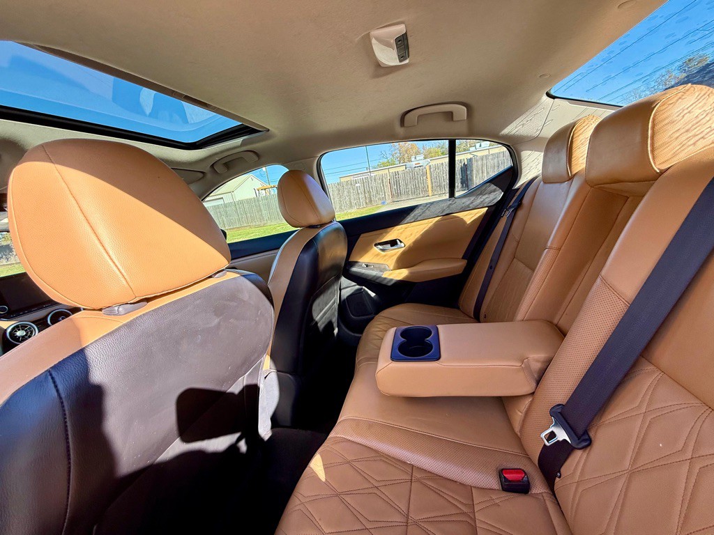 2020 Nissan Sentra Image 12