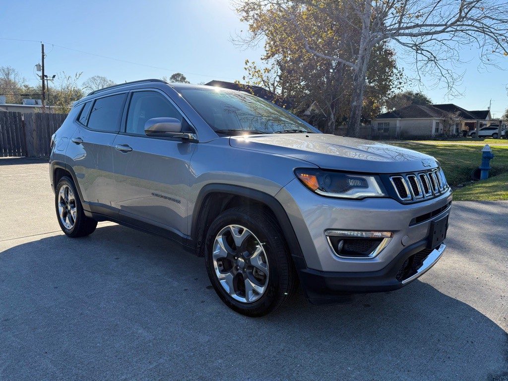 2018 Jeep Compass Image 1