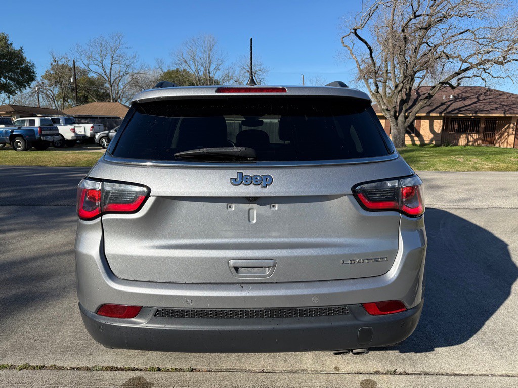 2018 Jeep Compass Image 4