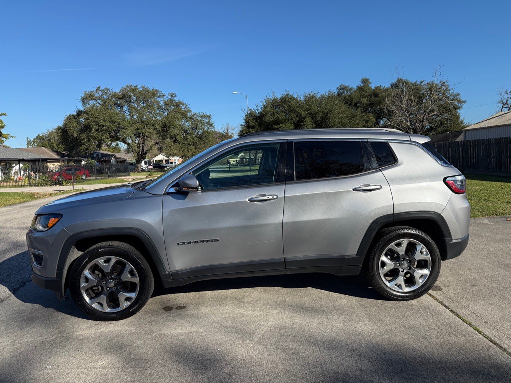 2018 Jeep Compass Image 6