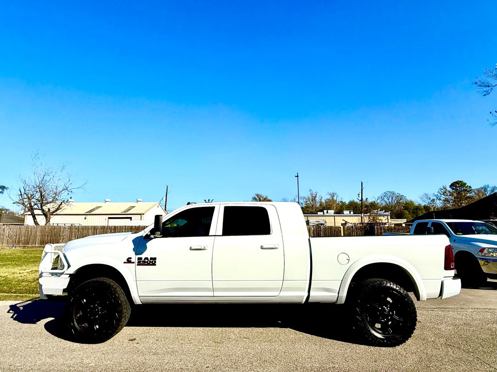 2016 RAM 2500 Image 8