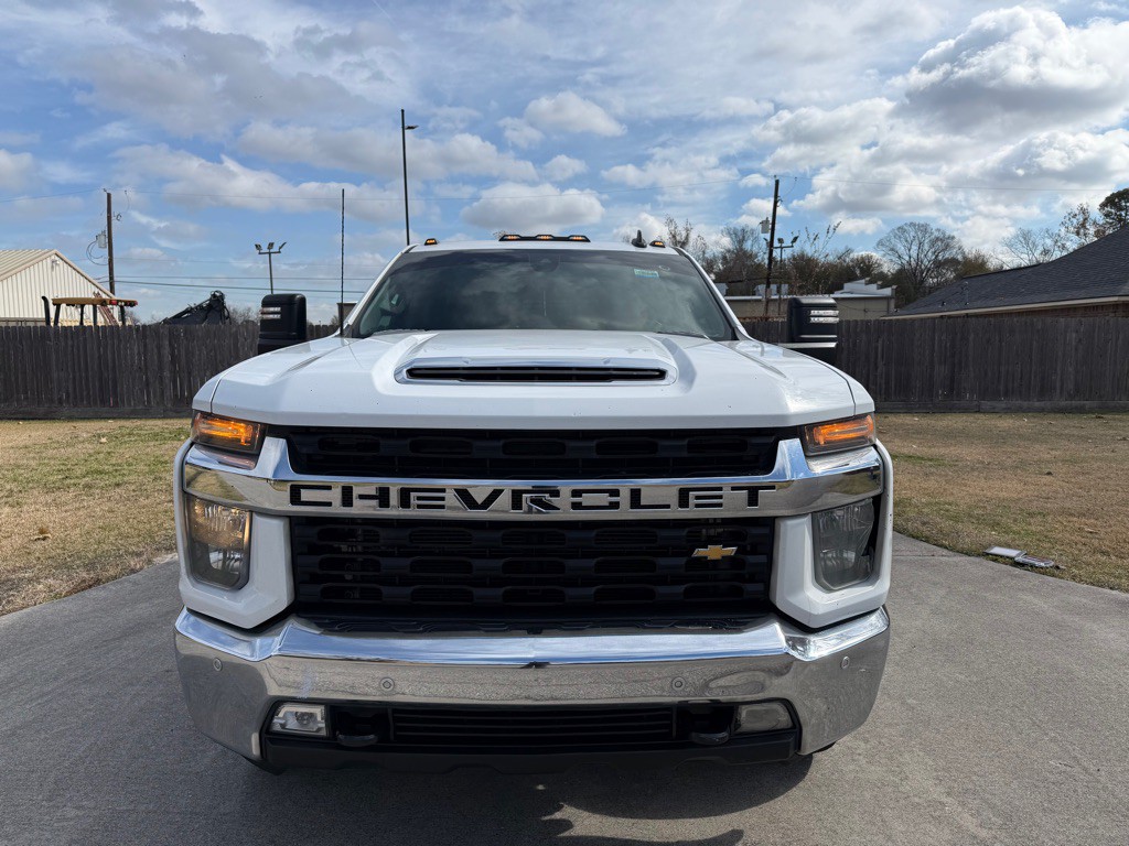 2020 Chevrolet Silverado 1500 Image 2