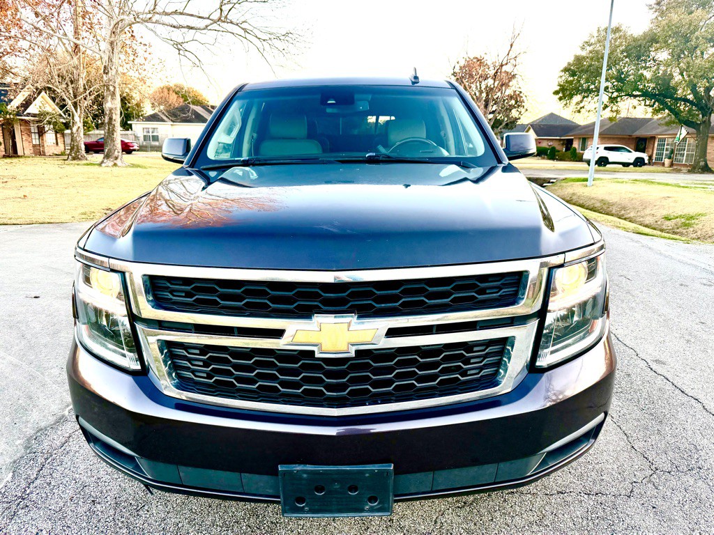 2015 Chevrolet Tahoe Image 2