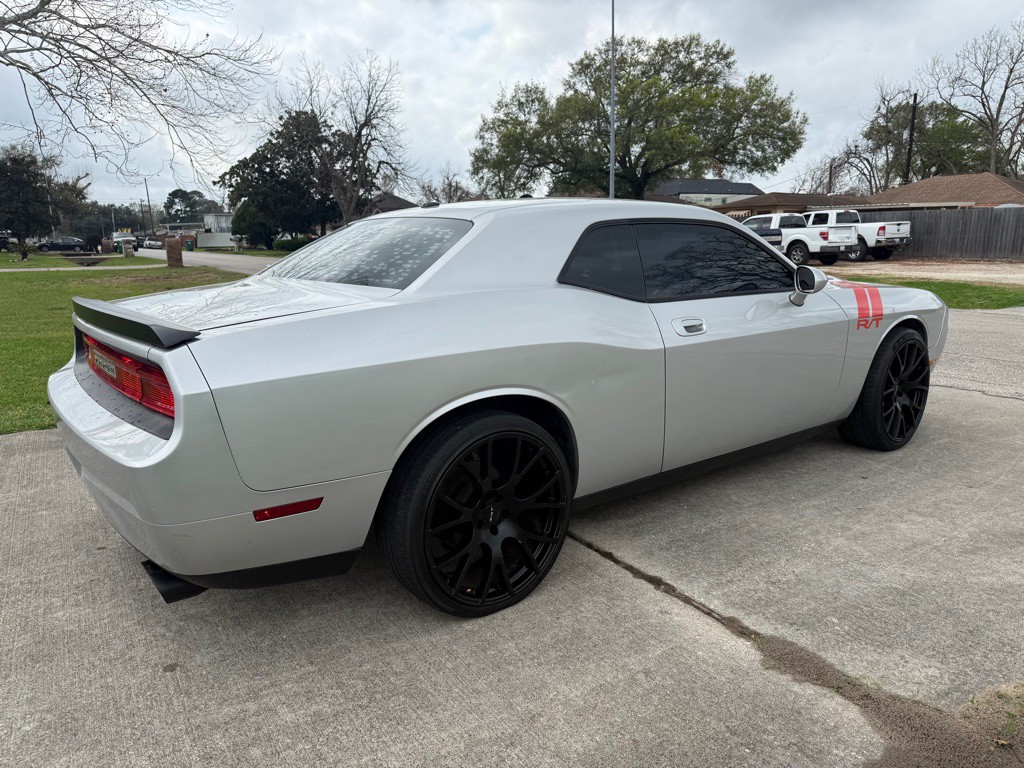 2009 Dodge Challenger Image 6