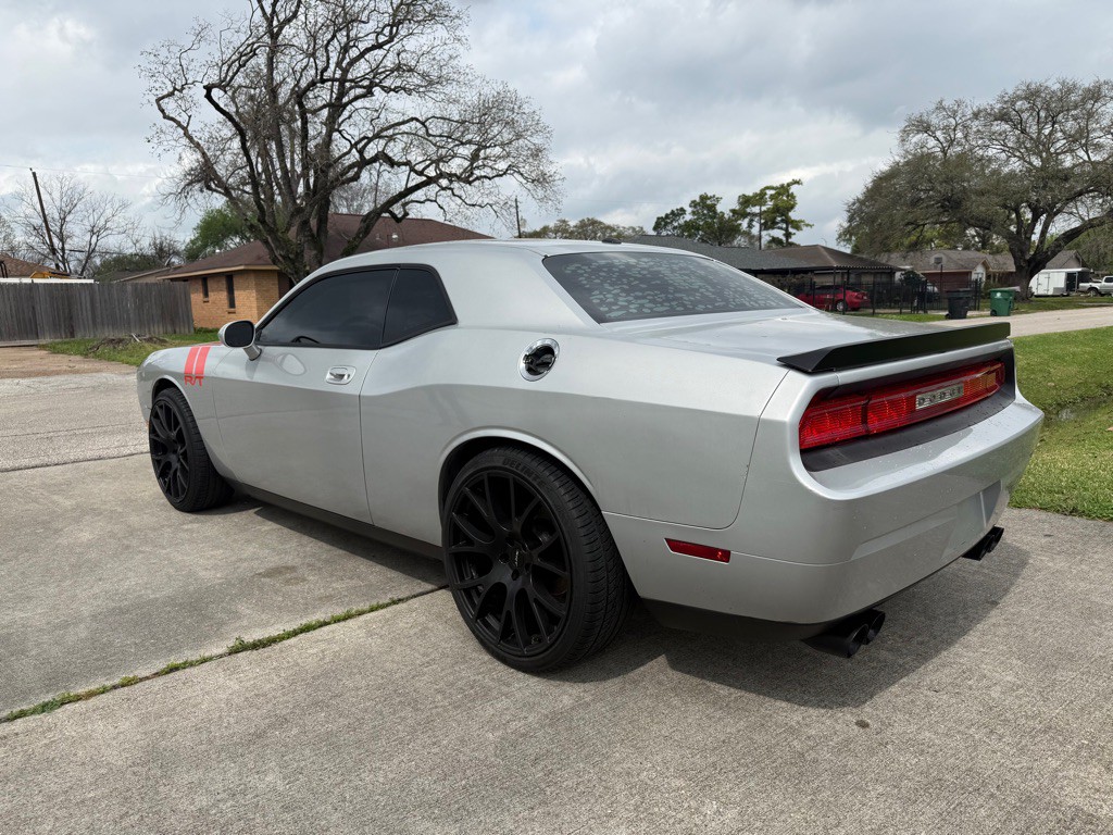 2009 Dodge Challenger Image 9