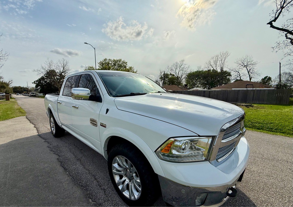 2016 RAM 1500 Image 3