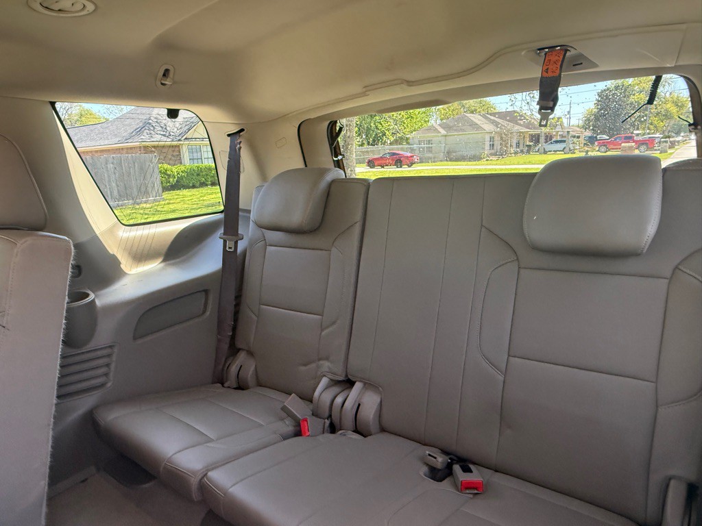 2017 Chevrolet Tahoe Image 11