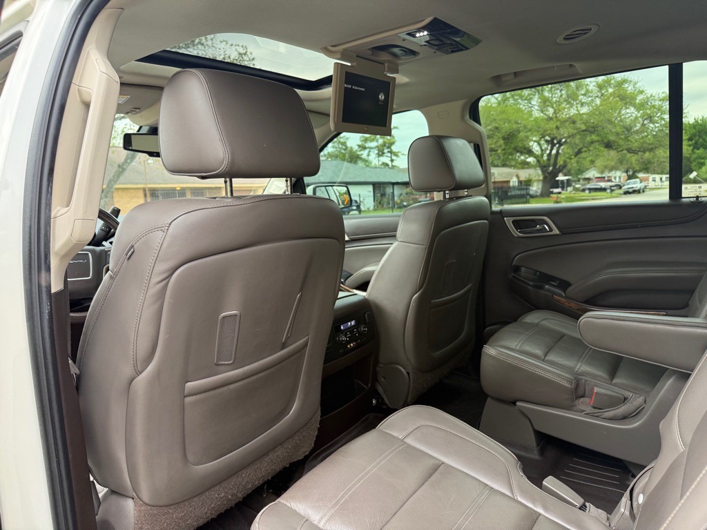 2015 GMC Yukon Image 10