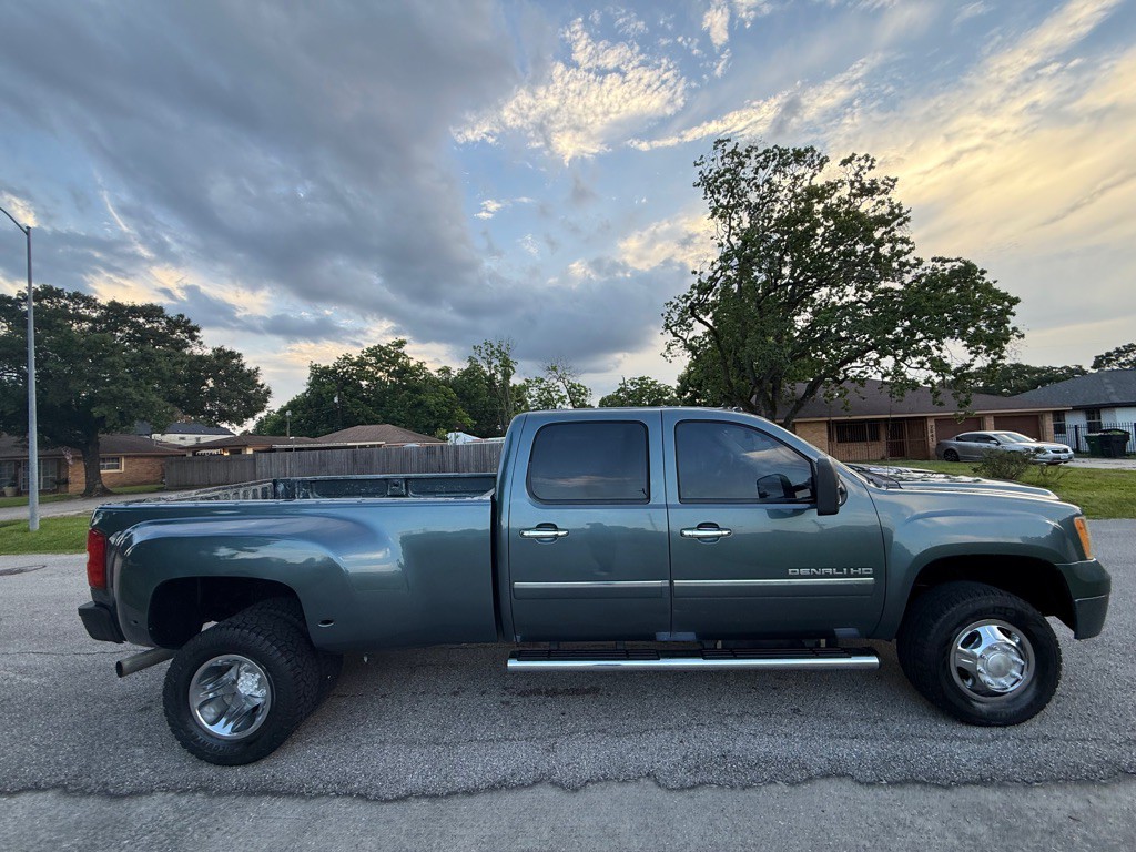 2011 GMC Sierra Image 5