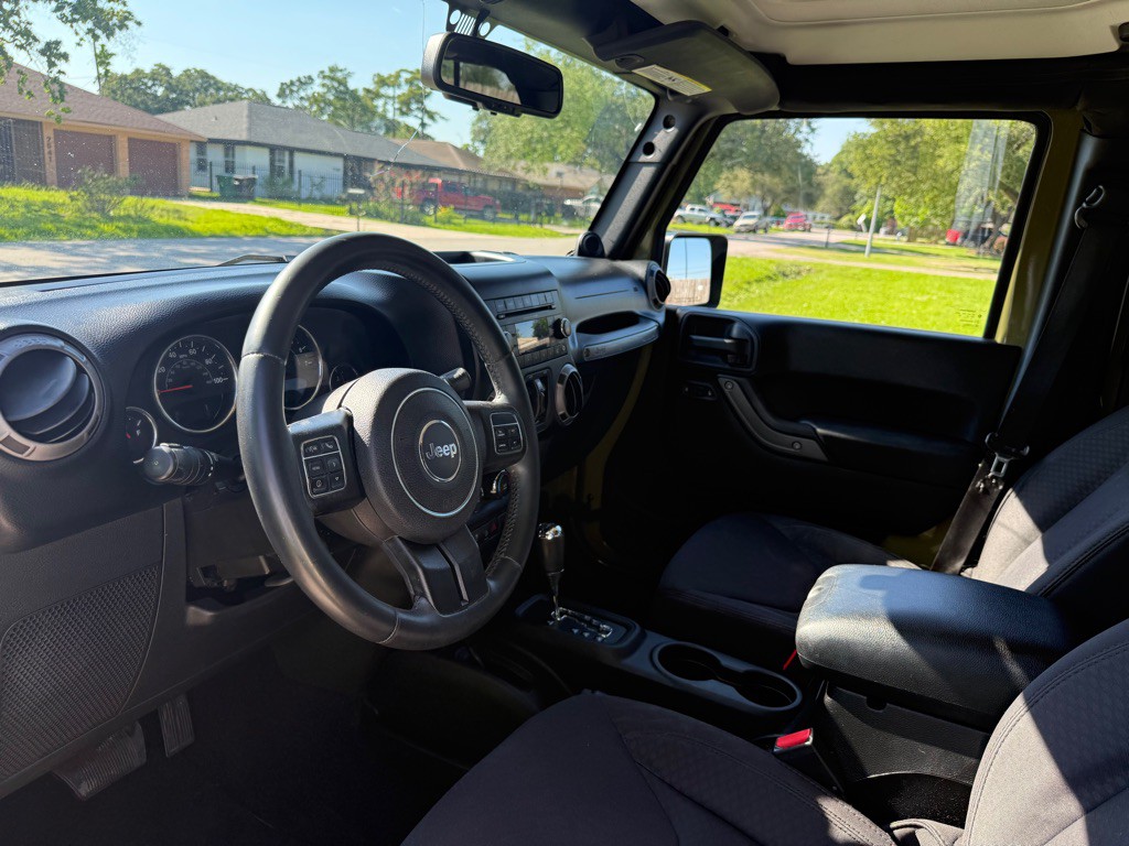 2013 Jeep Wrangler Unlimited Image 12