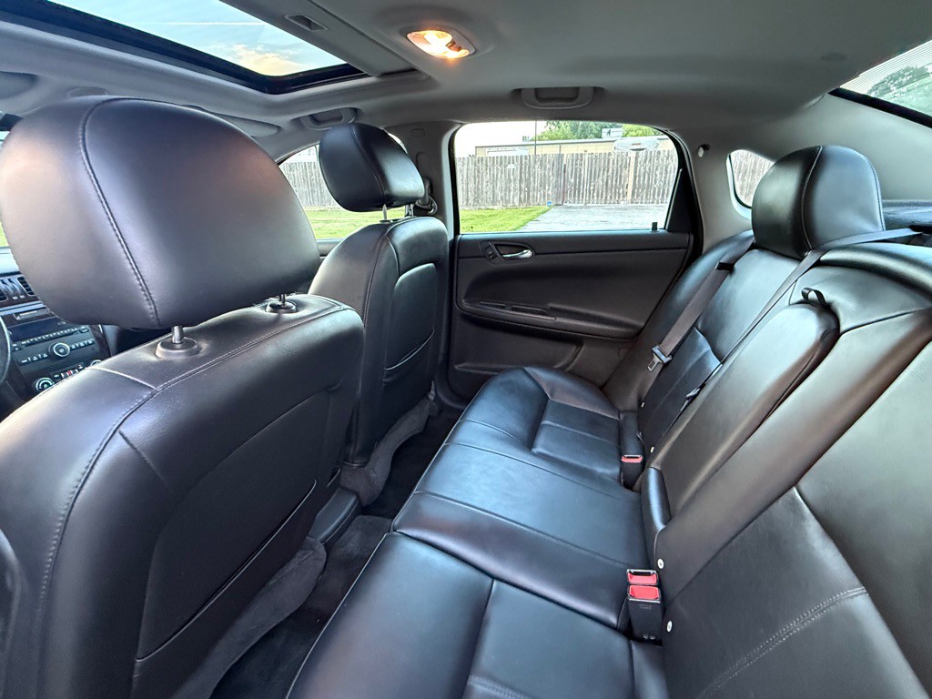 2012 Chevrolet Impala Image 9
