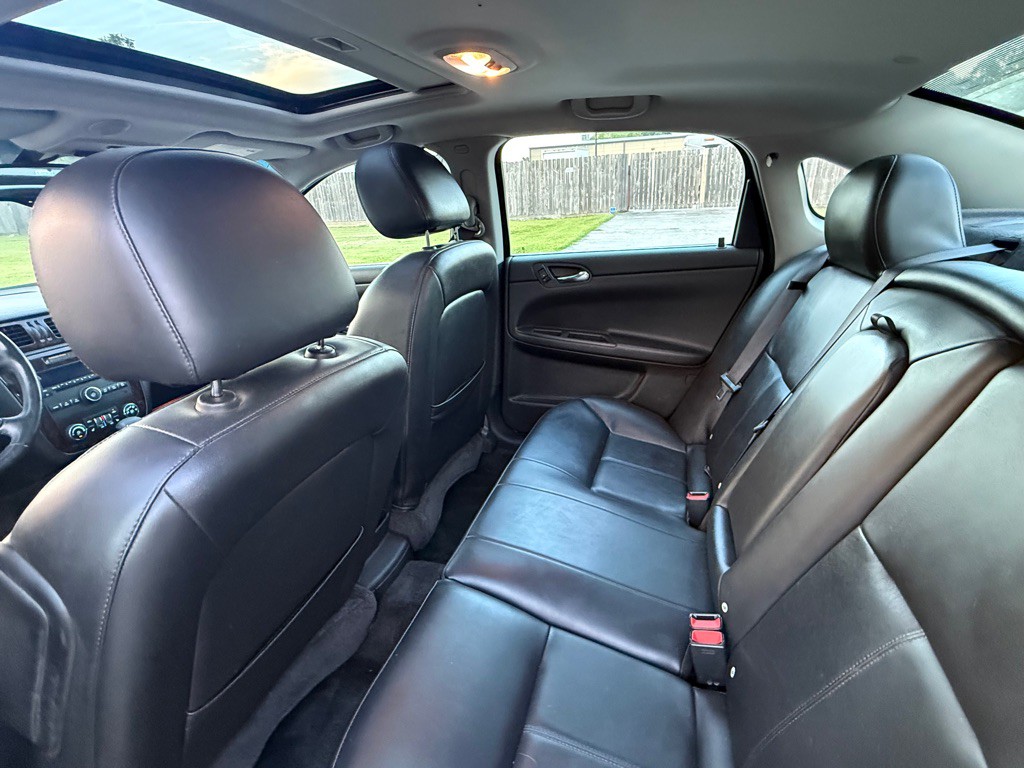 2012 Chevrolet Impala Image 10
