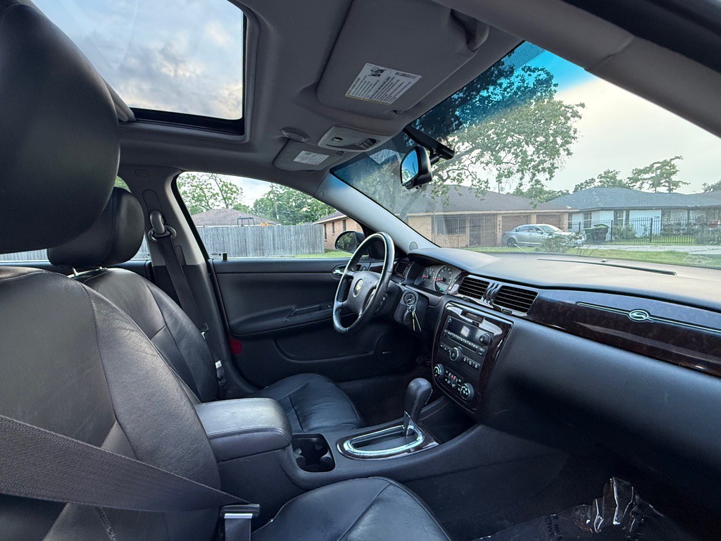 2012 Chevrolet Impala Image 11