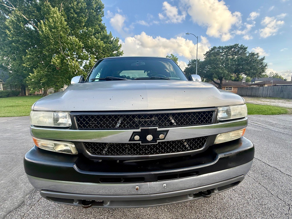 2001 Chevrolet Silverado 1500 Image 2