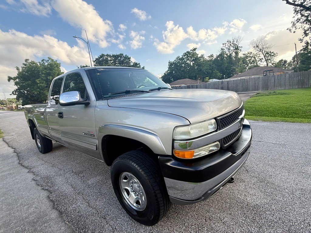 2001 Chevrolet Silverado 1500 Image 3