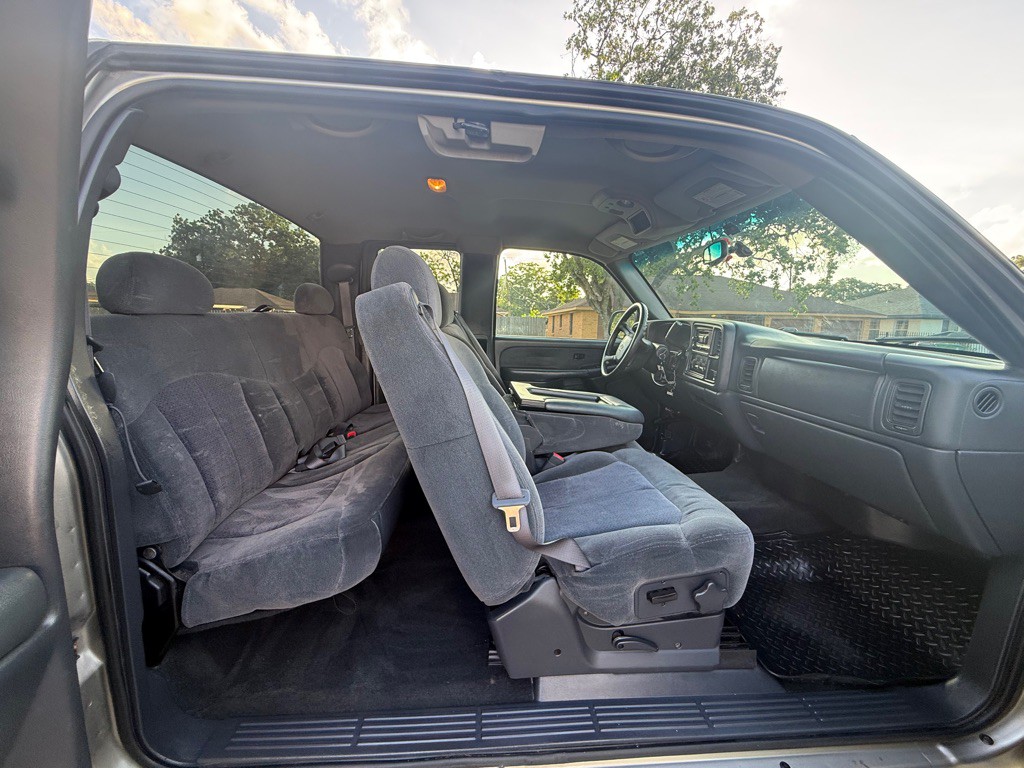 2001 Chevrolet Silverado 1500 Image 10