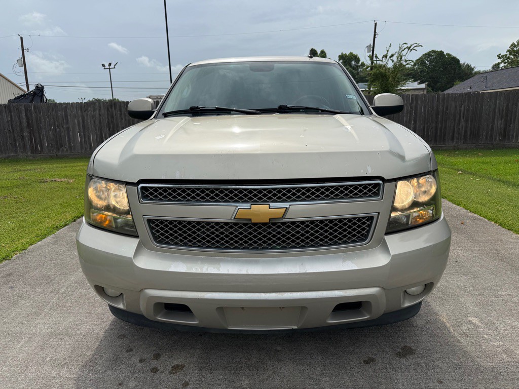 2007 Chevrolet Tahoe Image 2