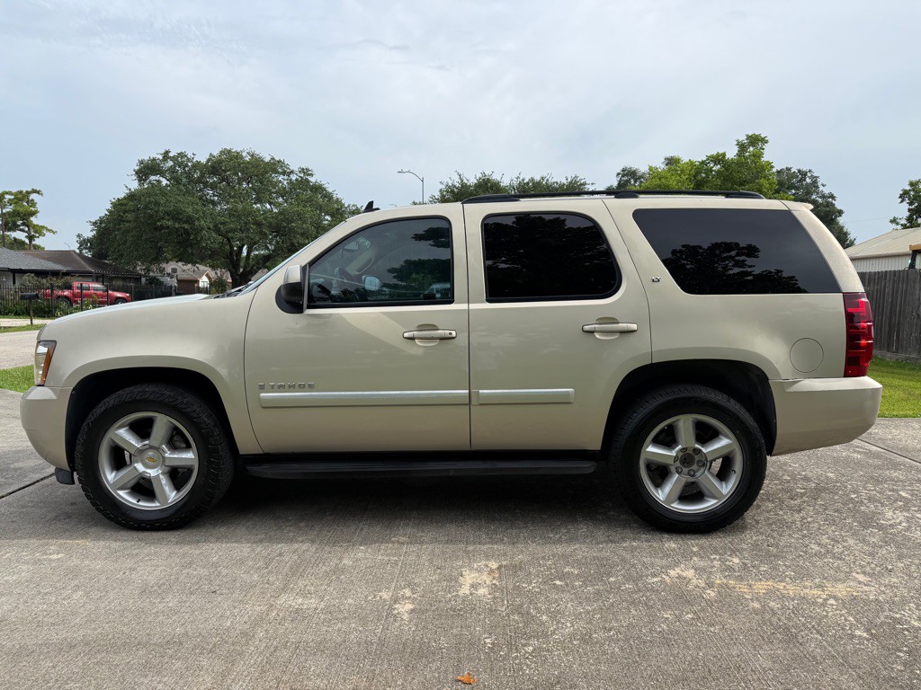 2007 Chevrolet Tahoe Image 8