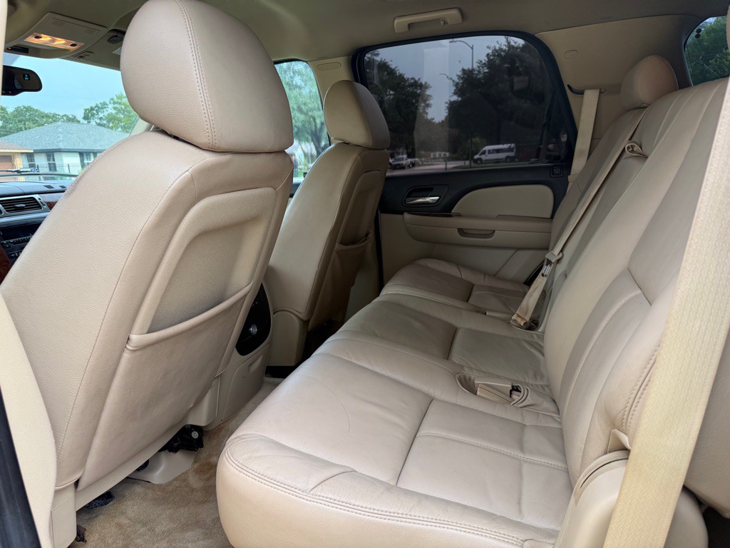 2007 Chevrolet Tahoe Image 10