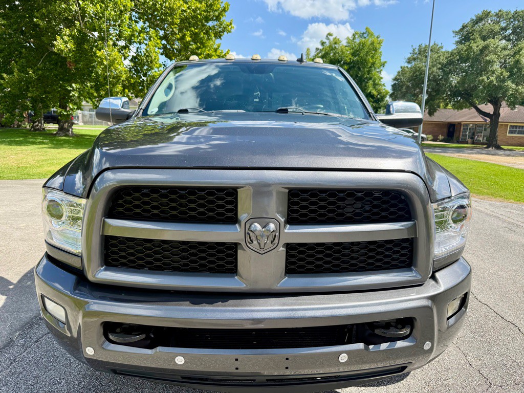 2017 RAM 3500 Image 2