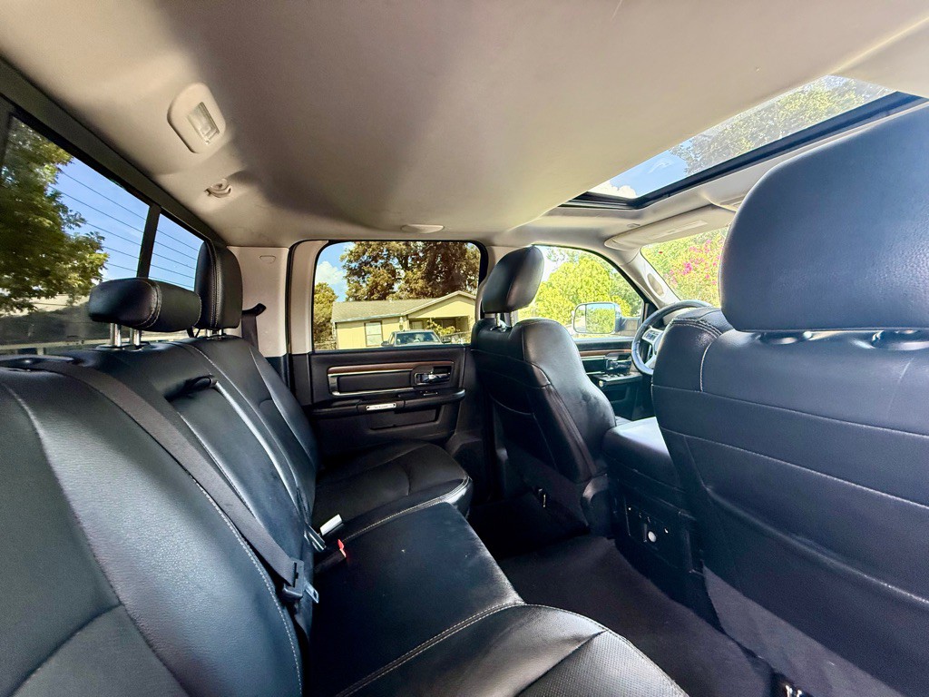 2017 RAM 3500 Image 14