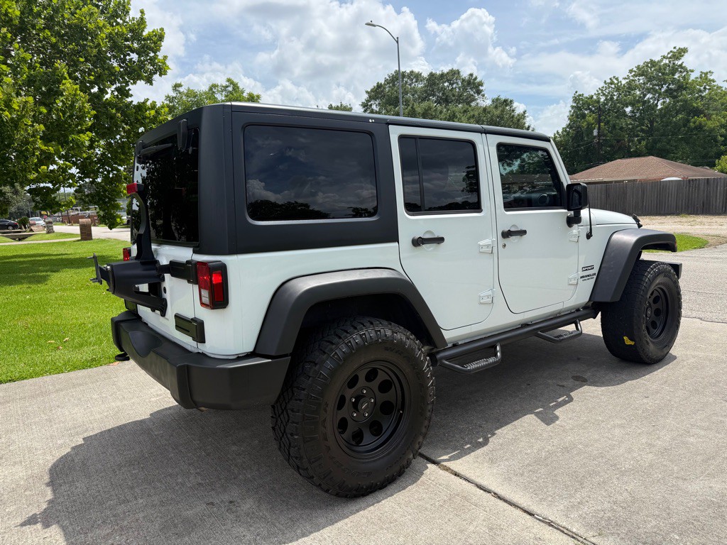 2015 Jeep Wrangler Unlimited Image 3