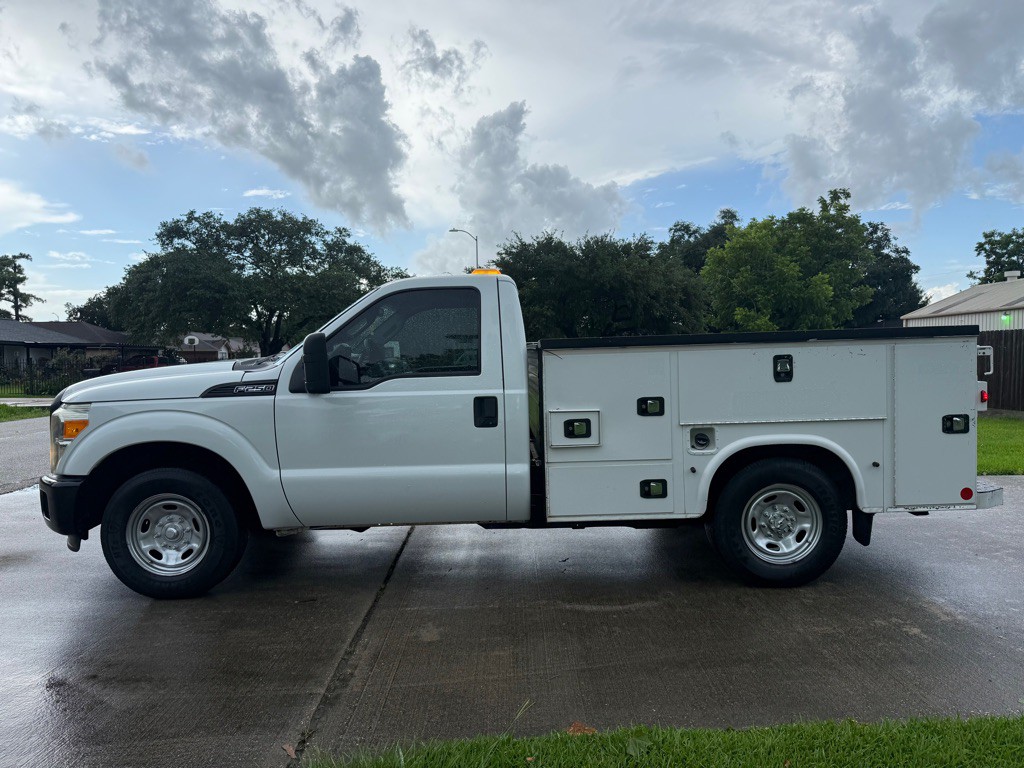 2016 Ford F-250 Image 2