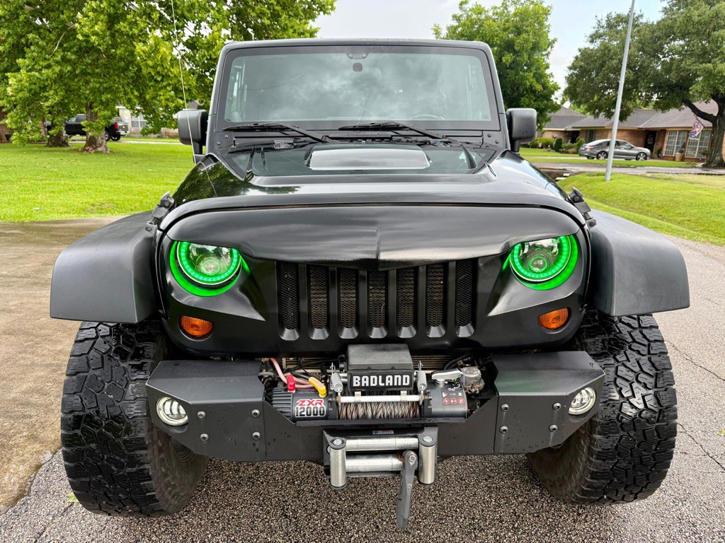 2012 Jeep Wrangler Image 2