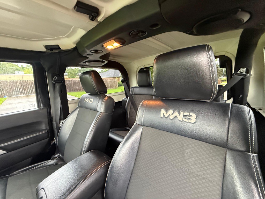 2012 Jeep Wrangler Image 11