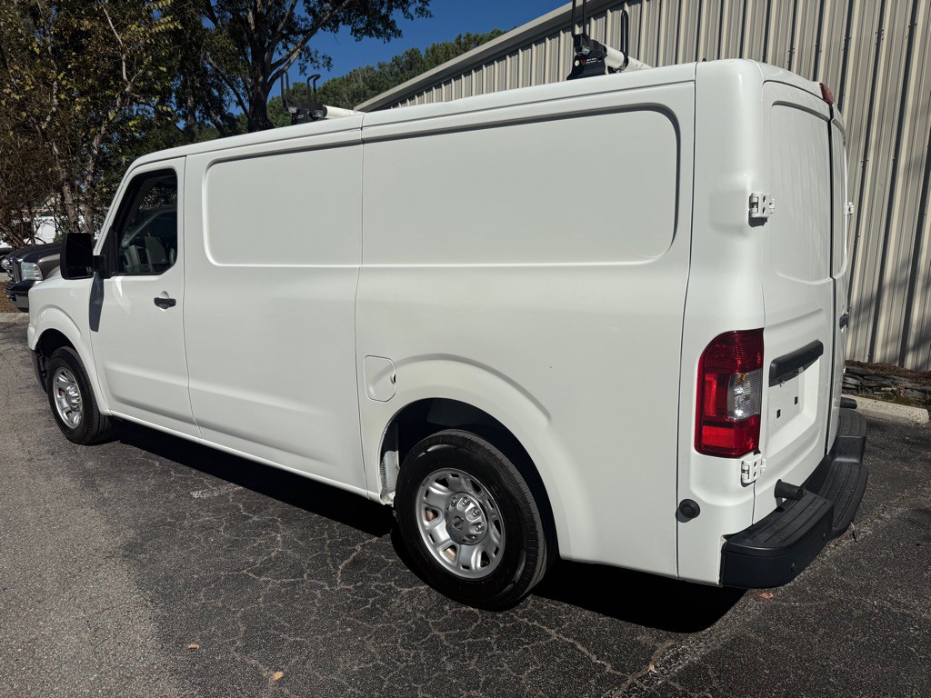 2018 Nissan NV Image 5