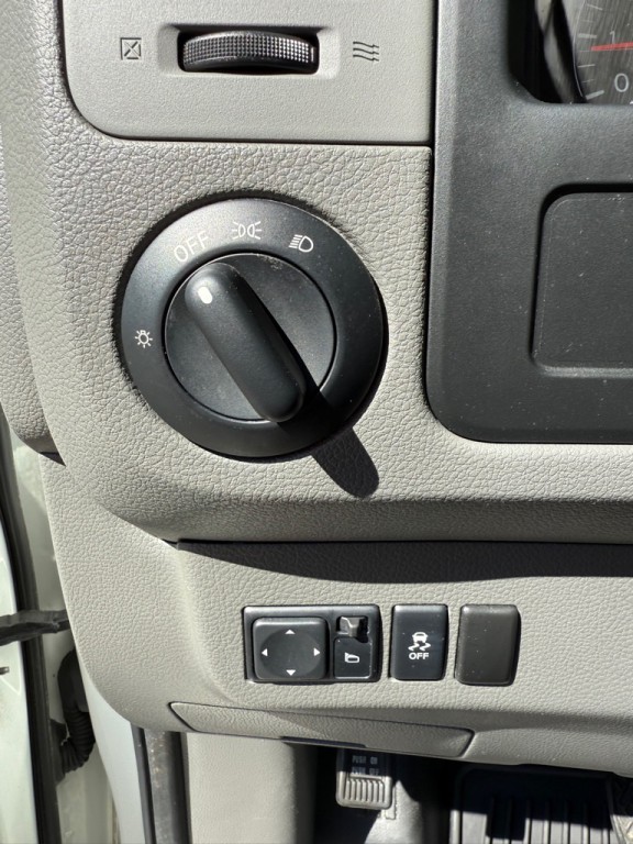 2018 Nissan NV Image 10