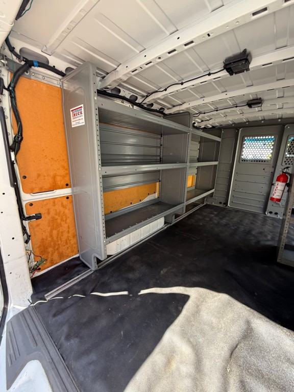 2018 Nissan NV Image 23