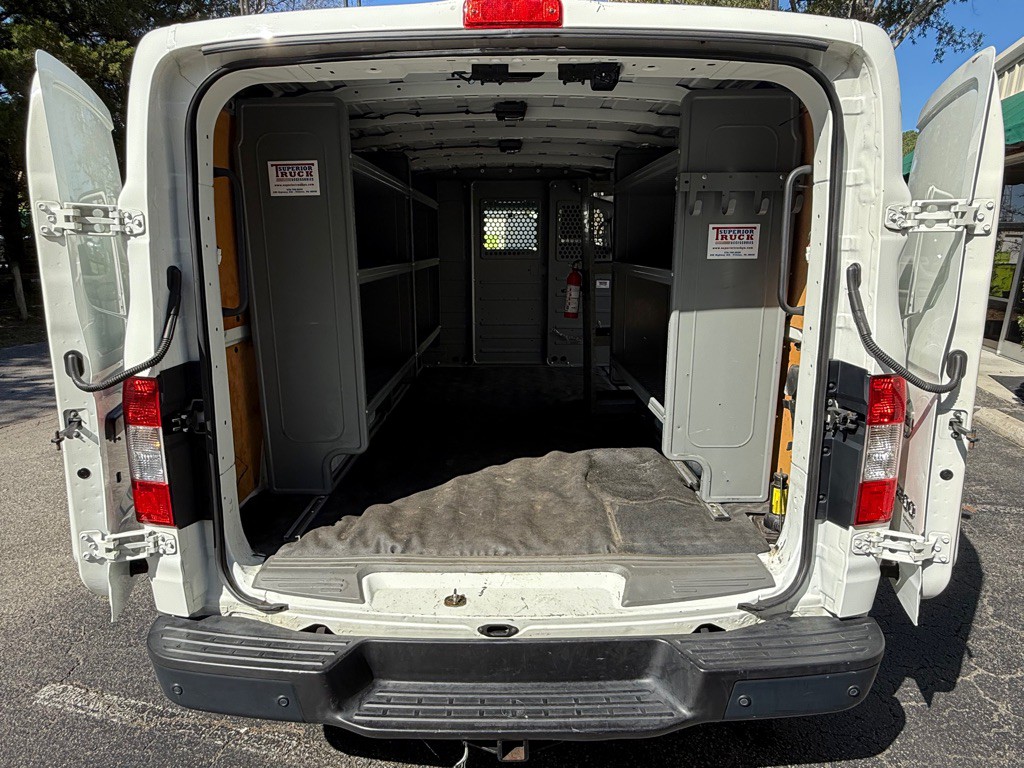 2018 Nissan NV Image 25