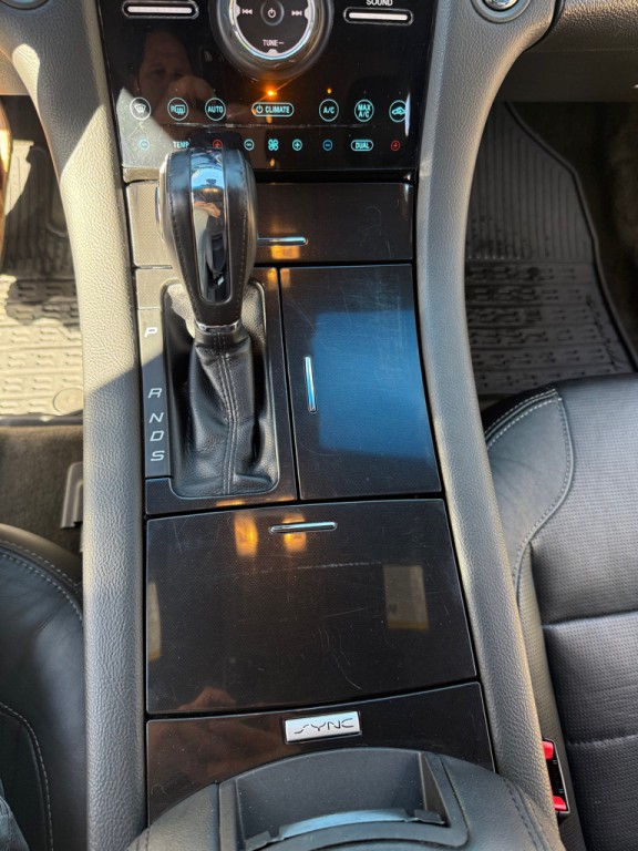 2018 Ford Taurus Image 14