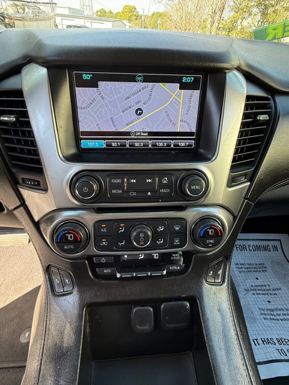 2019 Chevrolet Suburban Image 14