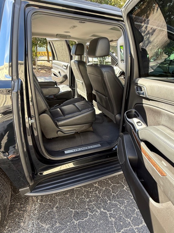 2019 Chevrolet Suburban Image 20