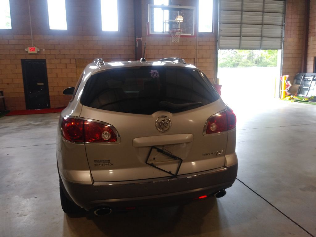 2008 Buick Enclave Image 4