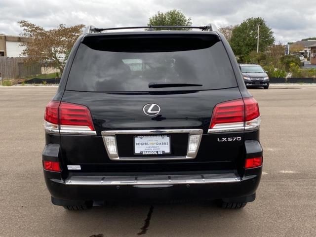 2014 Lexus LX 570 Image 6