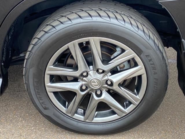 2014 Lexus LX 570 Image 25
