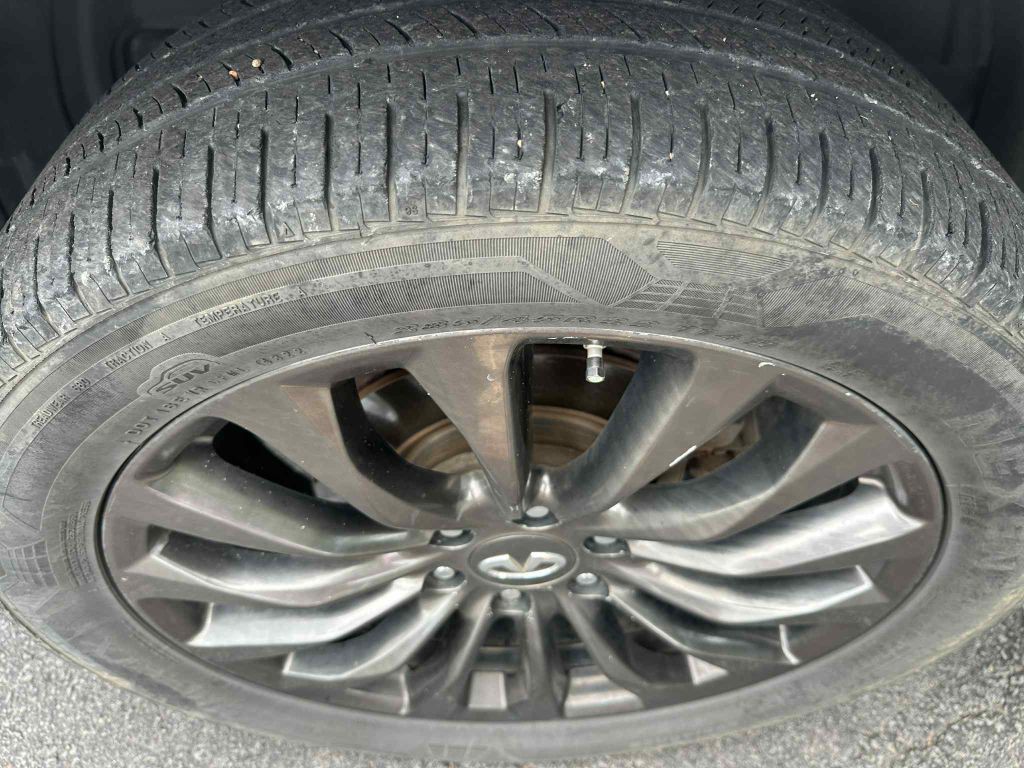 2015 INFINITI QX80 Image 19