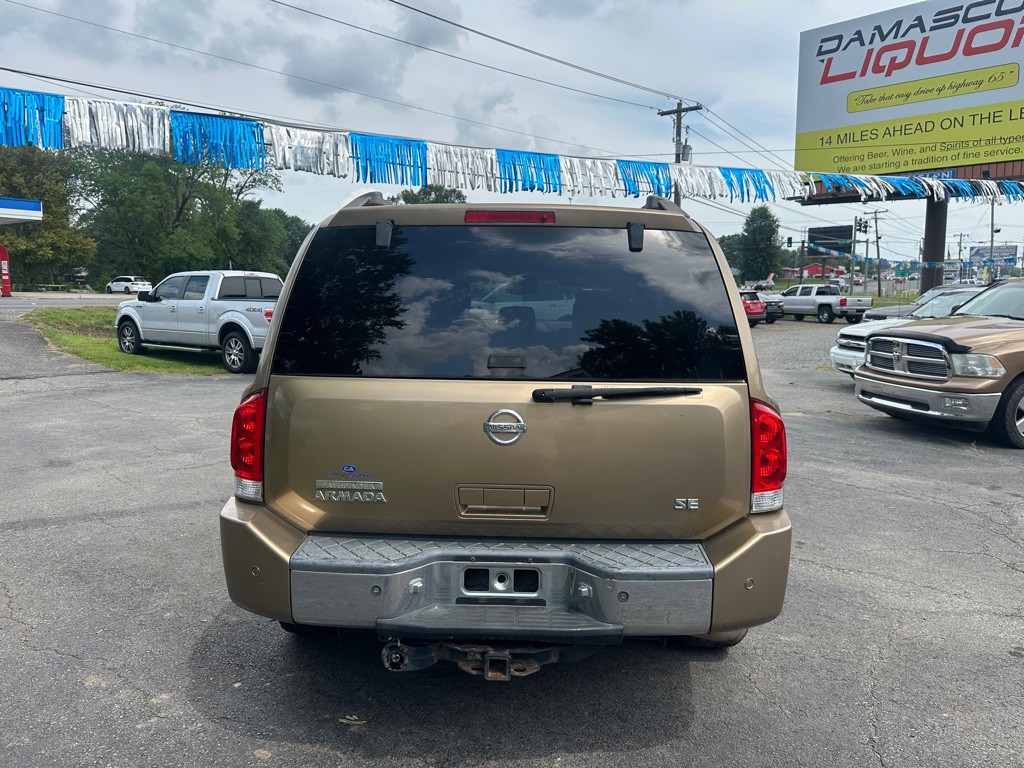 2004 Nissan Armada Image 6