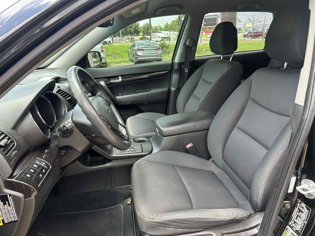 2011 Kia Sorento Image 12