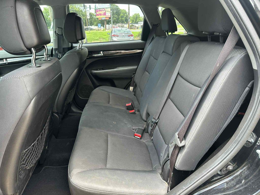 2011 Kia Sorento Image 13