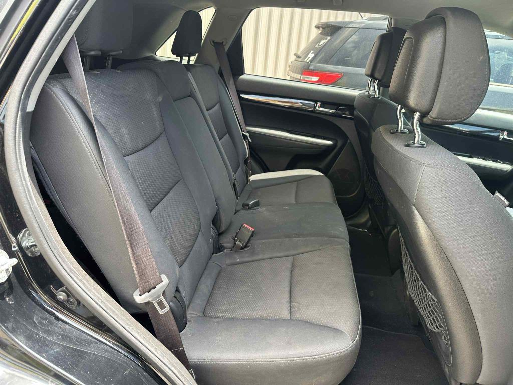 2011 Kia Sorento Image 16