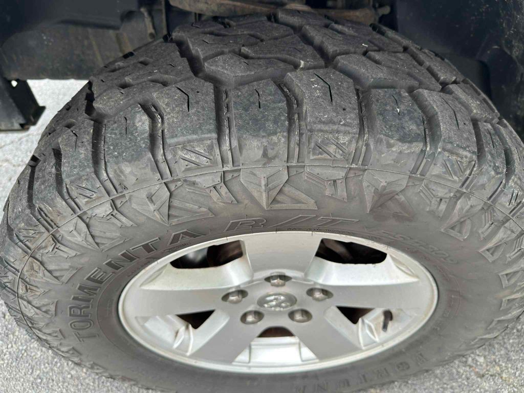 2012 Dodge Ram 1500 Image 9