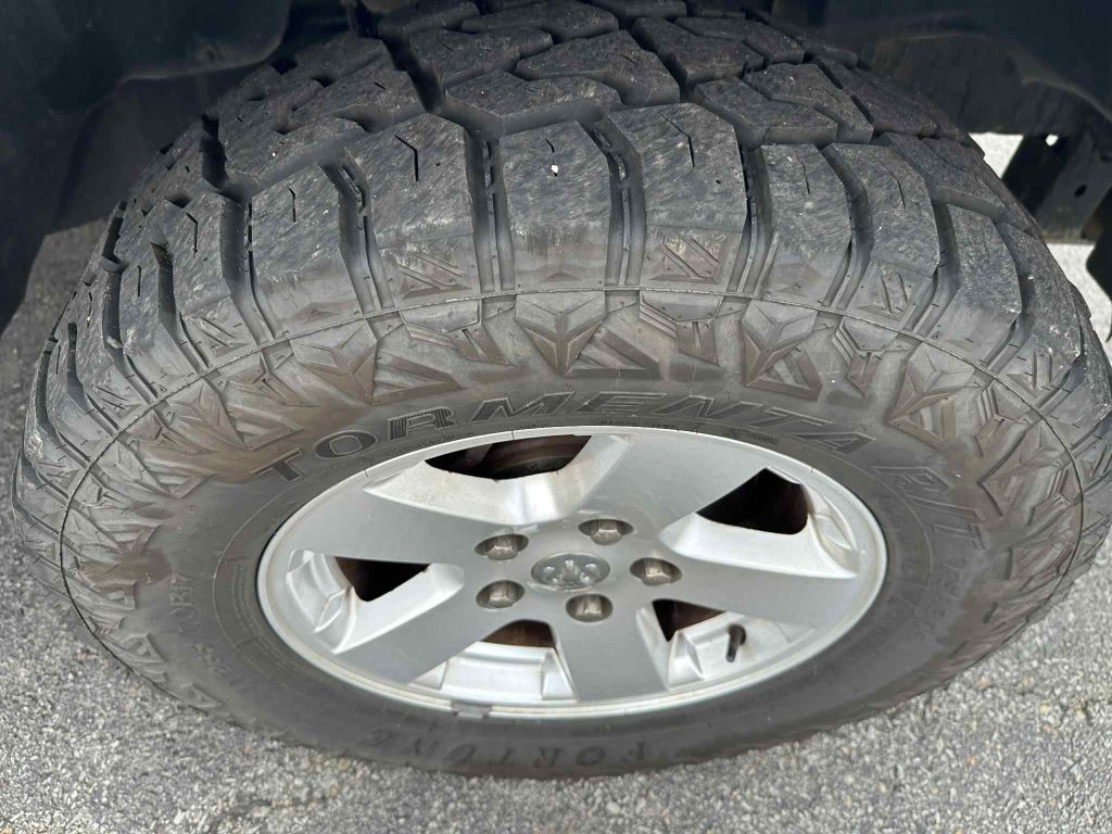 2012 Dodge Ram 1500 Image 12