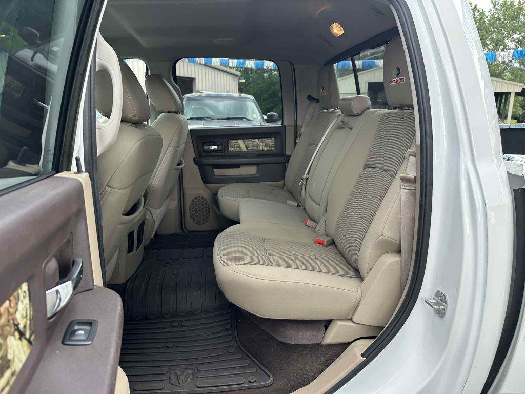 2012 Dodge Ram 1500 Image 14
