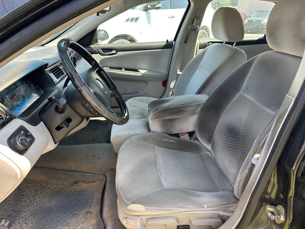 2013 Chevrolet Impala Image 12