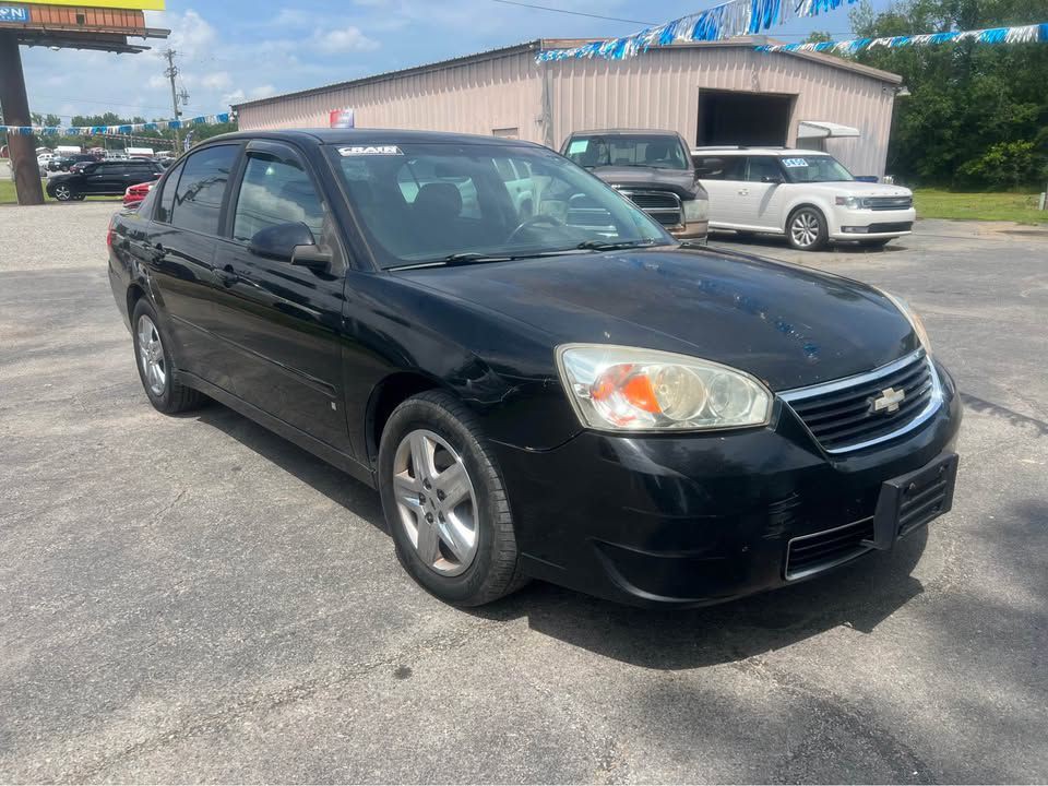 2007 Chevrolet Malibu Image 2