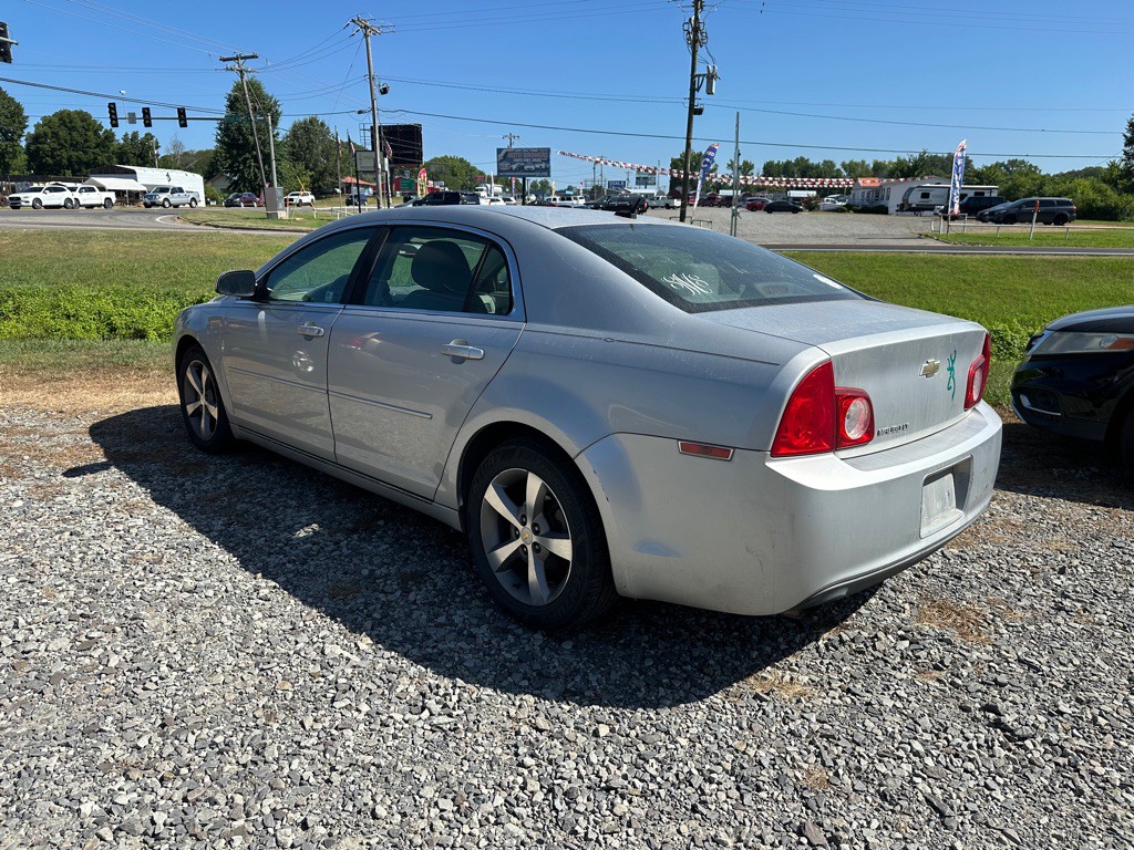 2011 Chevrolet Malibu Image 7